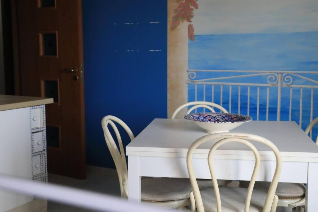 דירות טרופאה Due Minuti Dal Mare Con Balcone Vista Mare מראה חיצוני תמונה